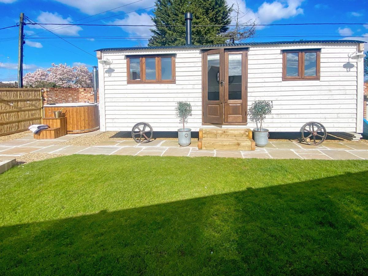 Little Norfolk Cabin Villa Neatishead Exterior photo